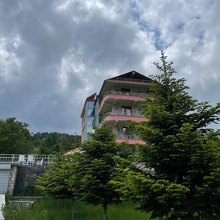 Lura Hotel Fushe-Lure Exteriér fotografie