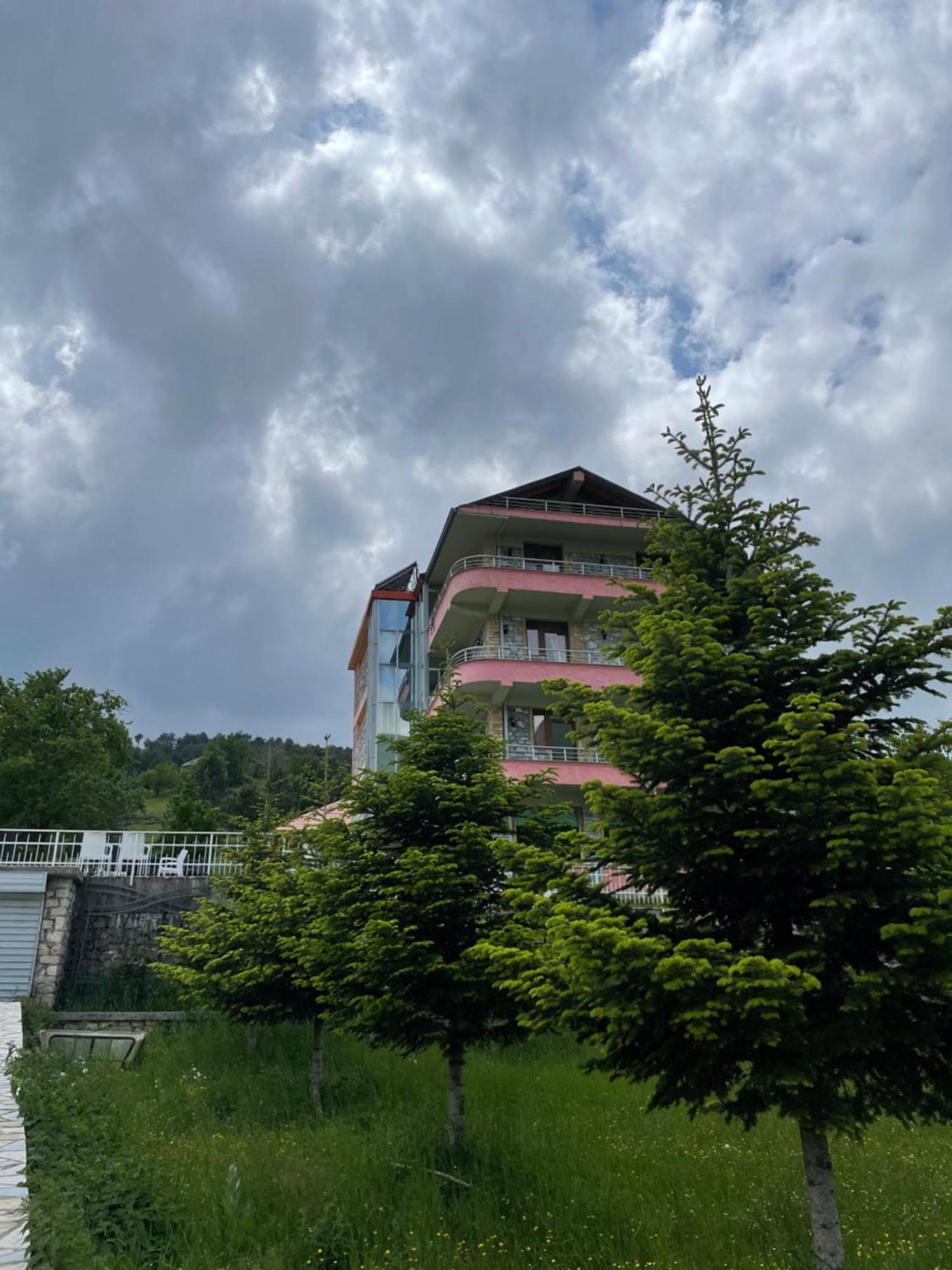 Lura Hotel Fushe-Lure Exteriér fotografie