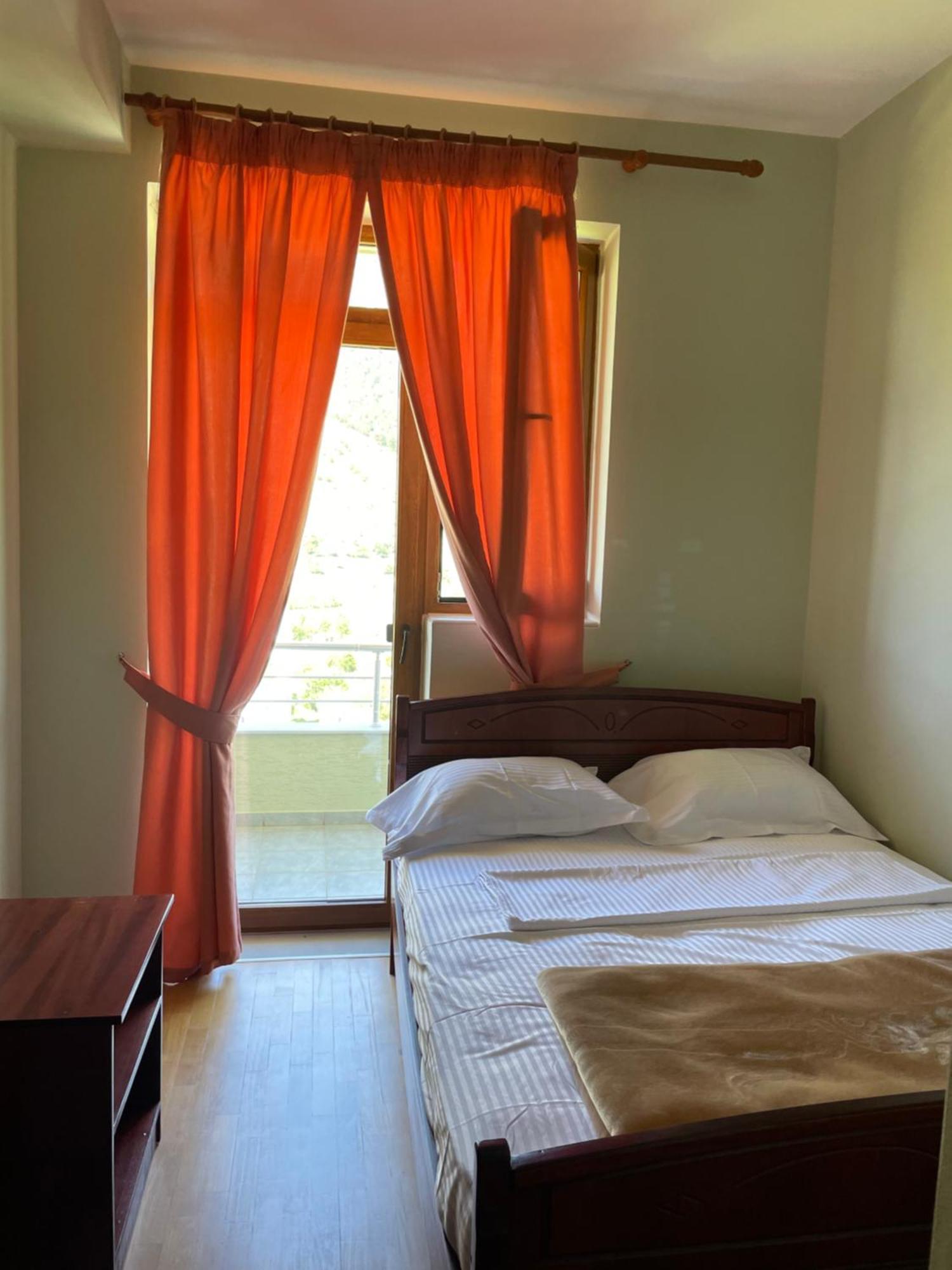 Lura Hotel Fushe-Lure Exteriér fotografie