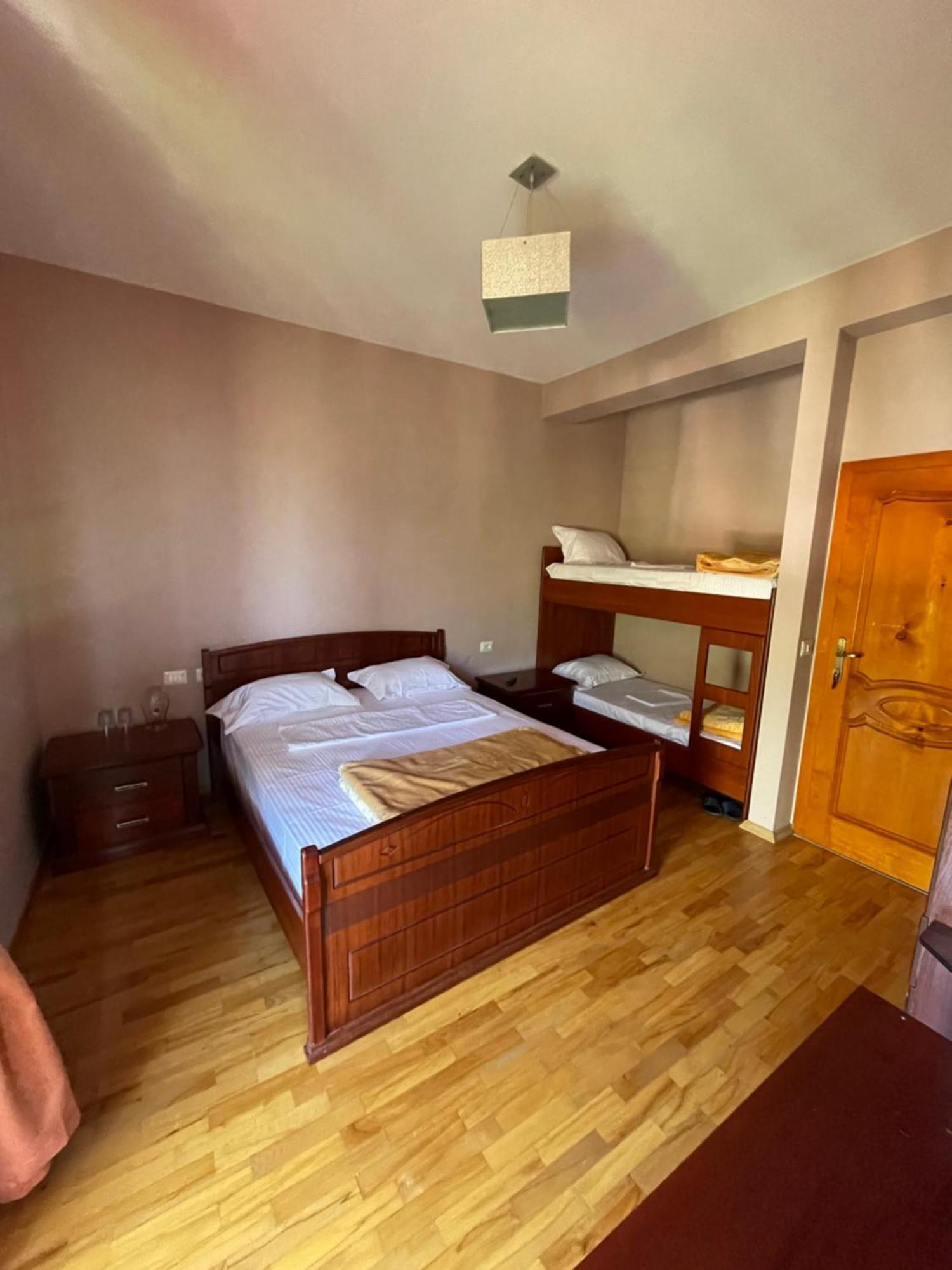 Lura Hotel Fushe-Lure Exteriér fotografie