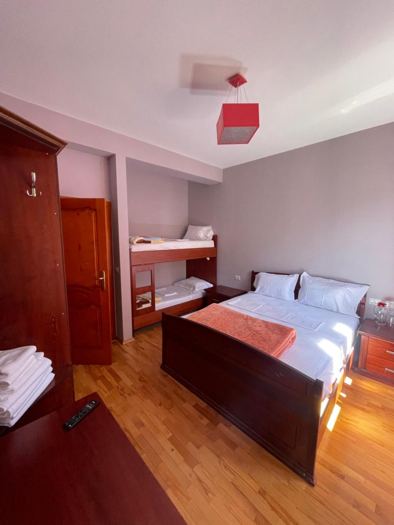 Lura Hotel Fushe-Lure Exteriér fotografie