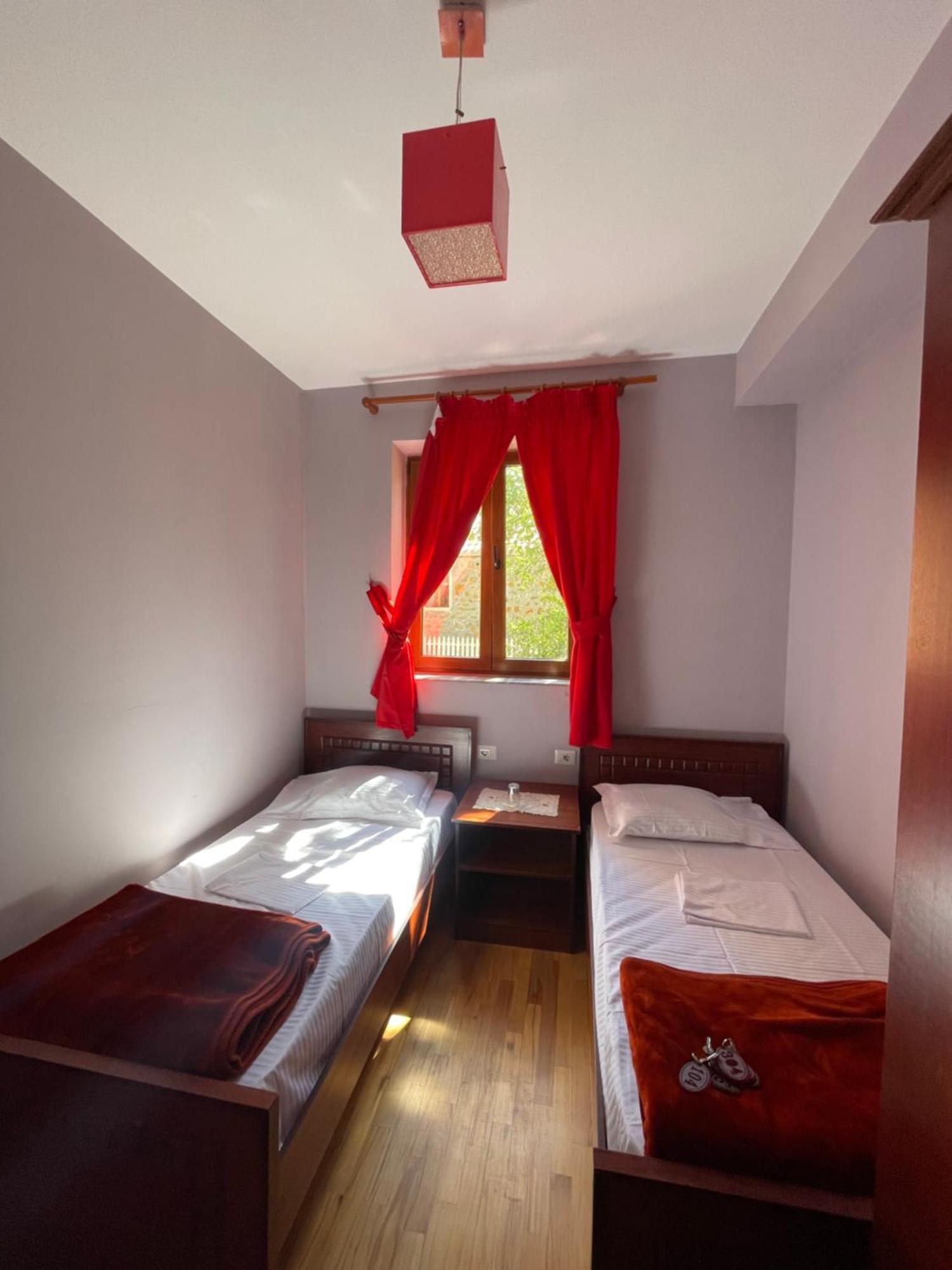 Lura Hotel Fushe-Lure Exteriér fotografie