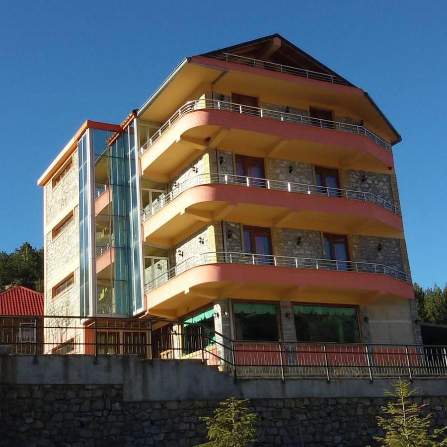 Lura Hotel Fushe-Lure Exteriér fotografie